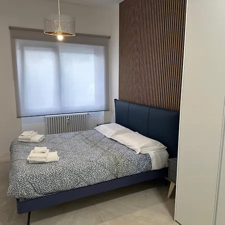 Star Apartment *